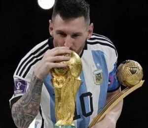 安妮,海瑟薇惊艳,观众席,广州赛马会,广州赛马,赛马赛事,马术资讯