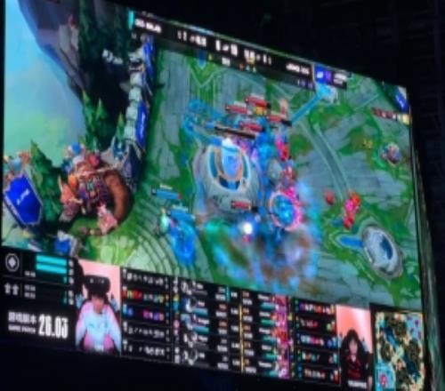 范加尔批评,世界杯裁判,决议引发争,广州赛马会,广州赛马,赛马赛事,马术资讯